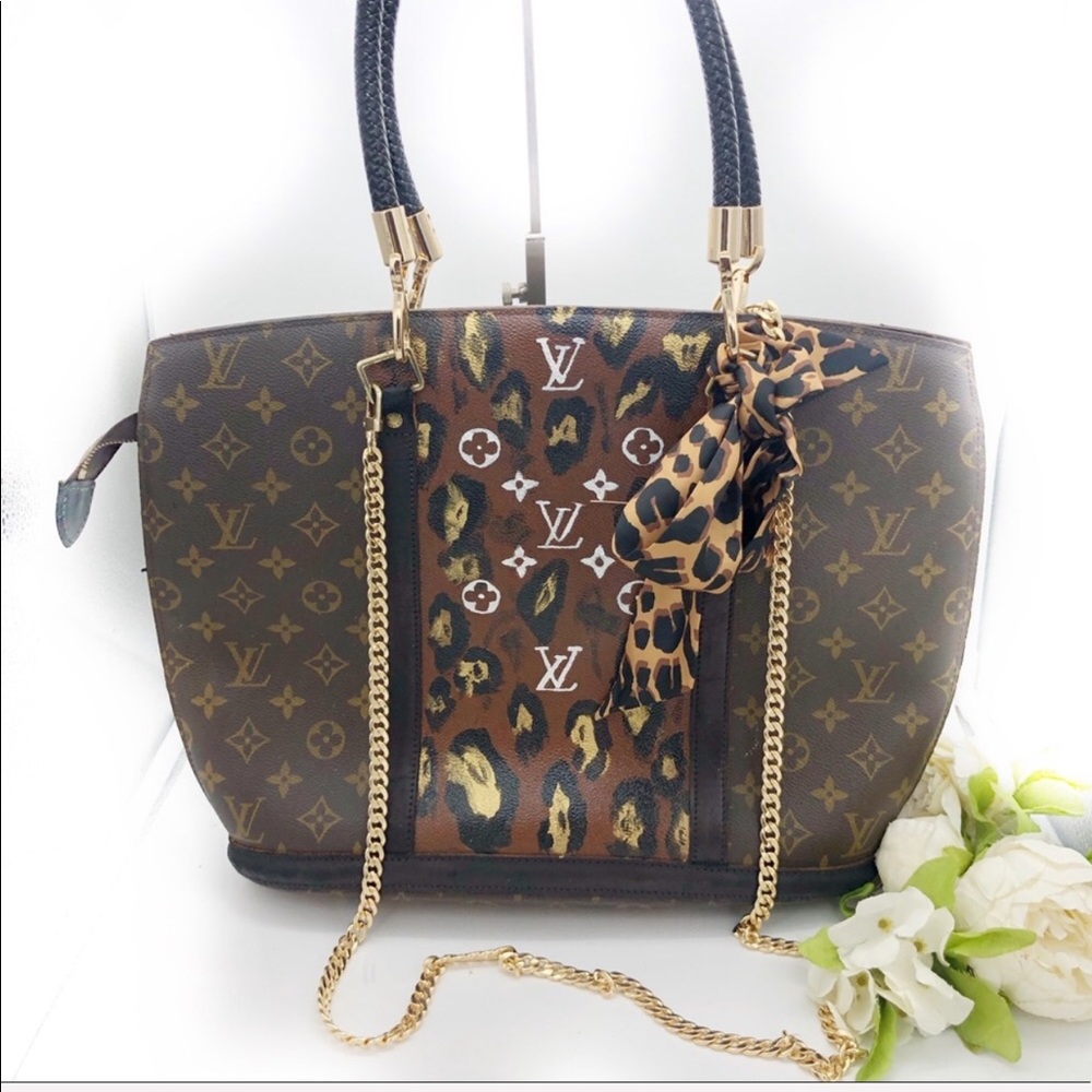 Louis Vuitton Babylone tote bag